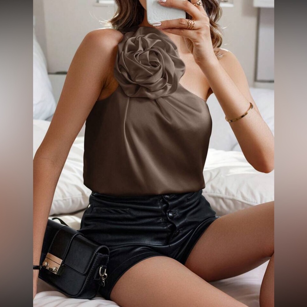 Elegant Brown  Floral Top